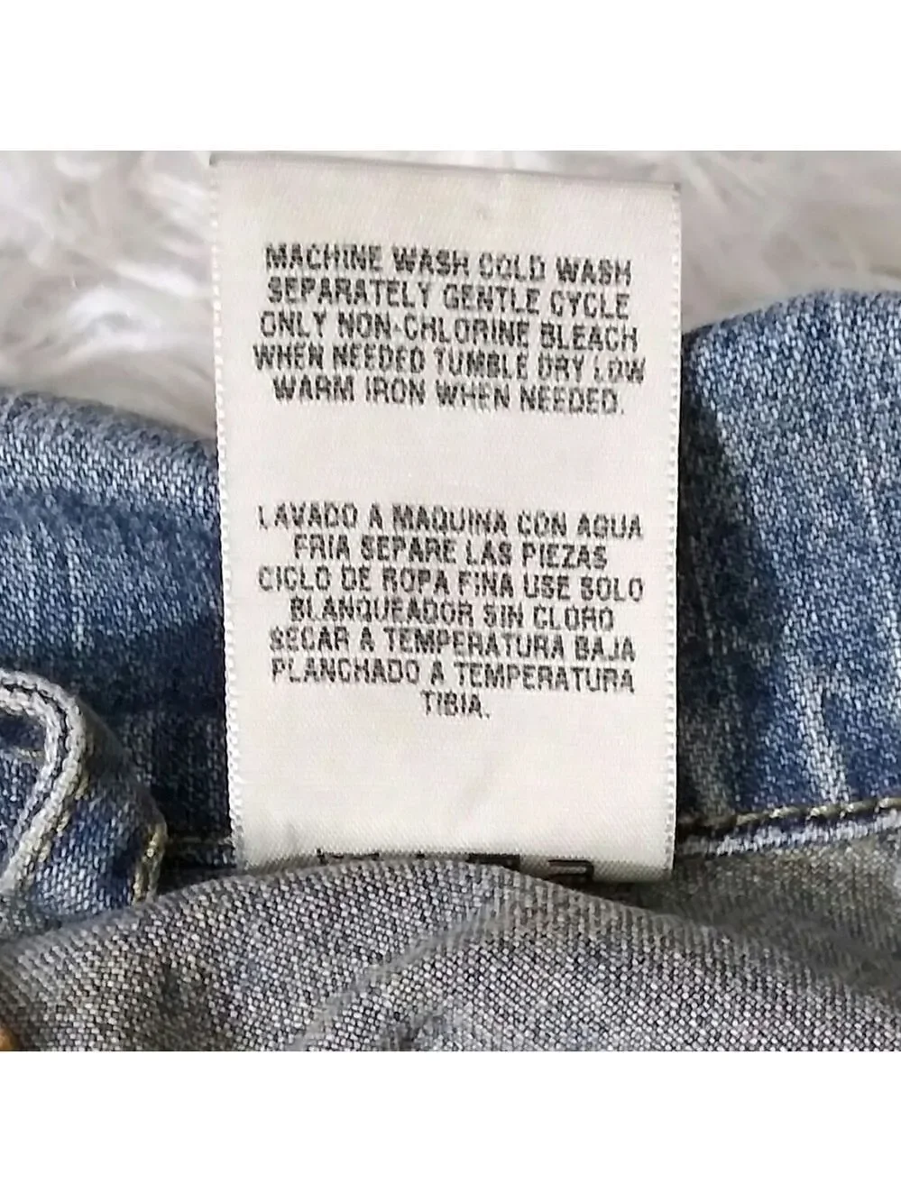 Levi's Strauss Signature Blue Medium Wash Long Sleeve Button Down Denim Jacket